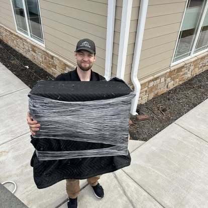Peak Movers crew handling a move in the Madison Area area