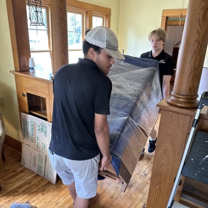 Peak Movers crew handling a move in the Central Wisconsin area